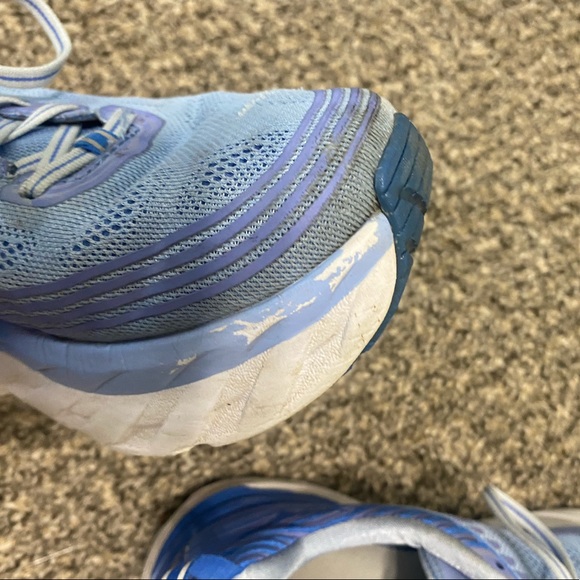 Women’s Hoka one one - Picture 3 of 5